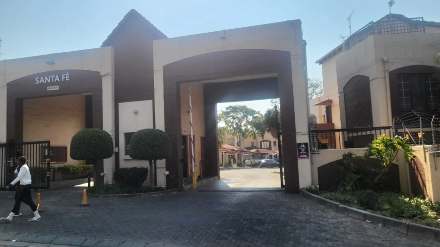 2 Bedroom Property for Sale in Bromhof Gauteng