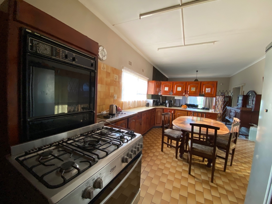 3 Bedroom Property for Sale in Dersley Gauteng