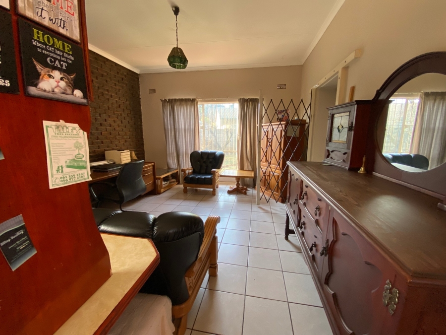 3 Bedroom Property for Sale in Dersley Gauteng