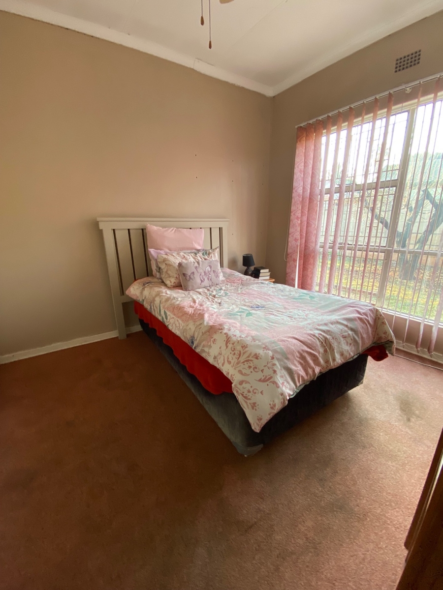 3 Bedroom Property for Sale in Dersley Gauteng