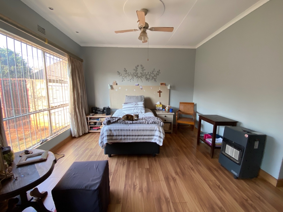 3 Bedroom Property for Sale in Dersley Gauteng