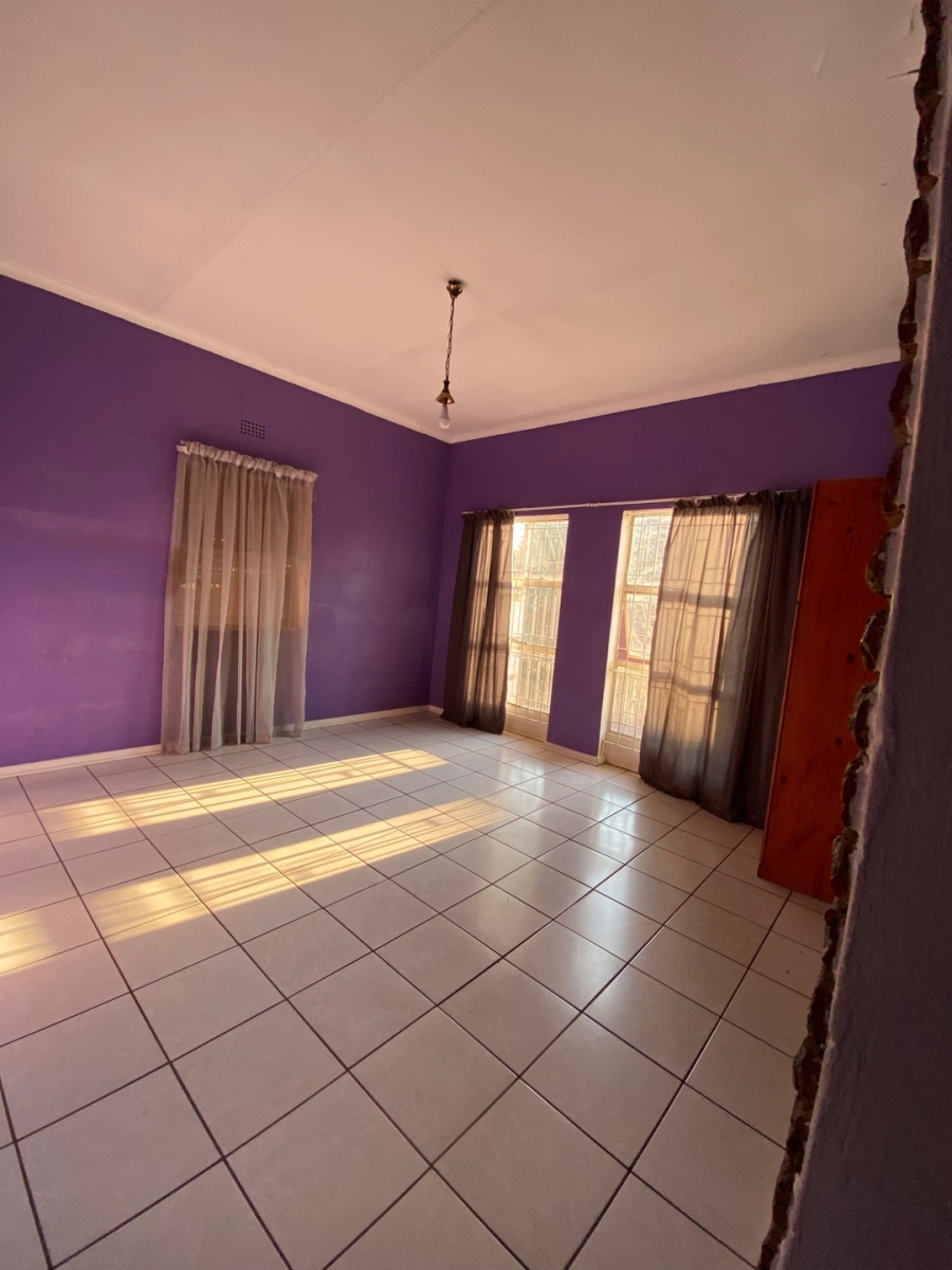 3 Bedroom Property for Sale in Dersley Gauteng
