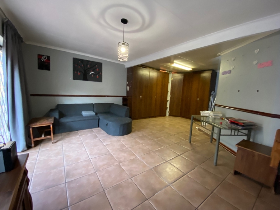 3 Bedroom Property for Sale in Dersley Gauteng