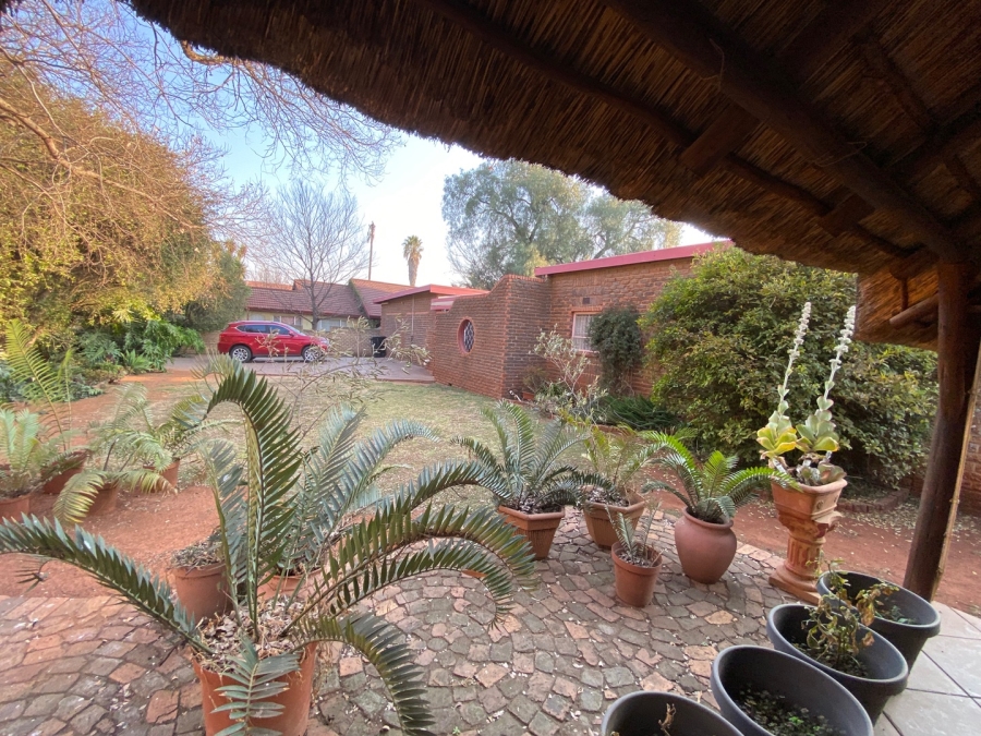3 Bedroom Property for Sale in Dersley Gauteng