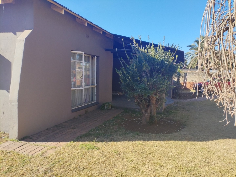 3 Bedroom Property for Sale in Selection Park Gauteng