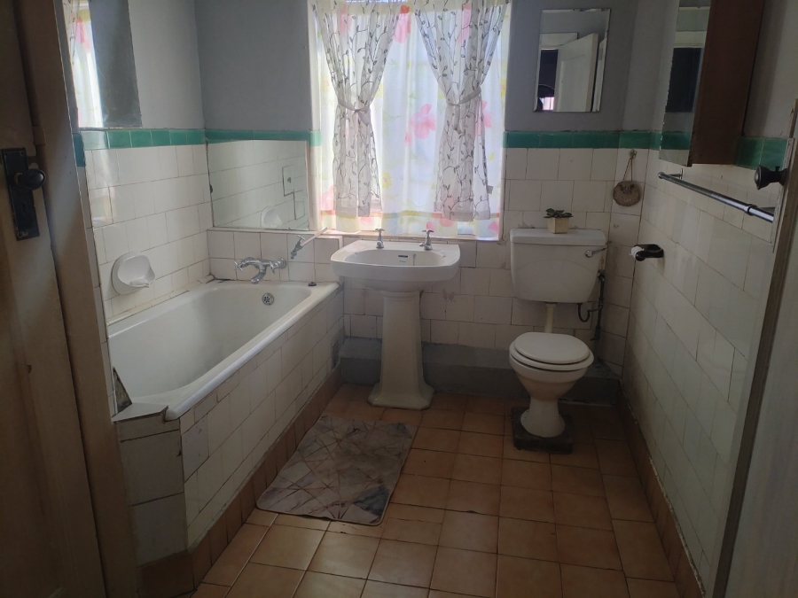 3 Bedroom Property for Sale in Selection Park Gauteng