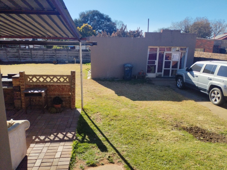 3 Bedroom Property for Sale in Selection Park Gauteng