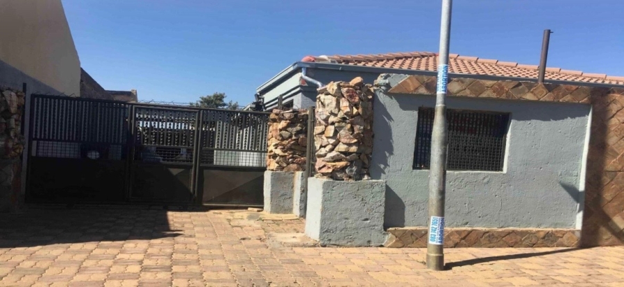  Bedroom Property for Sale in Mapetla Gauteng