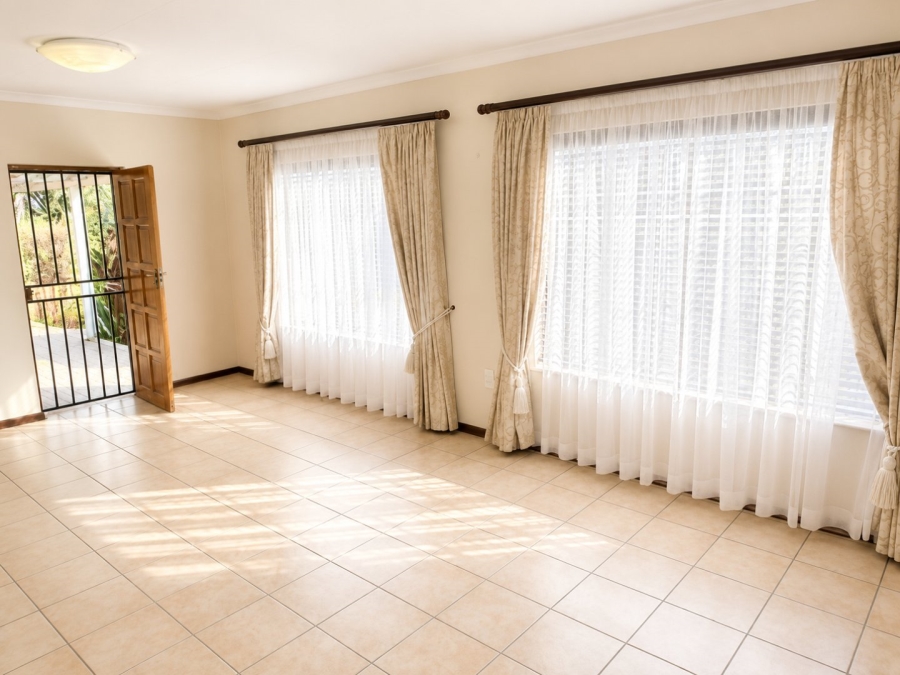 2 Bedroom Property for Sale in Wilgeheuwel Gauteng