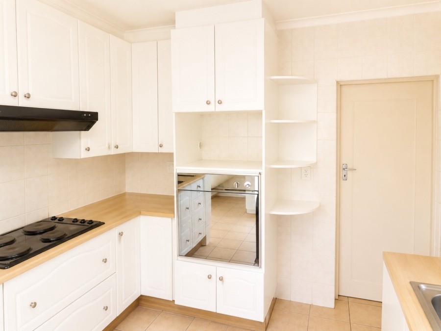 2 Bedroom Property for Sale in Wilgeheuwel Gauteng