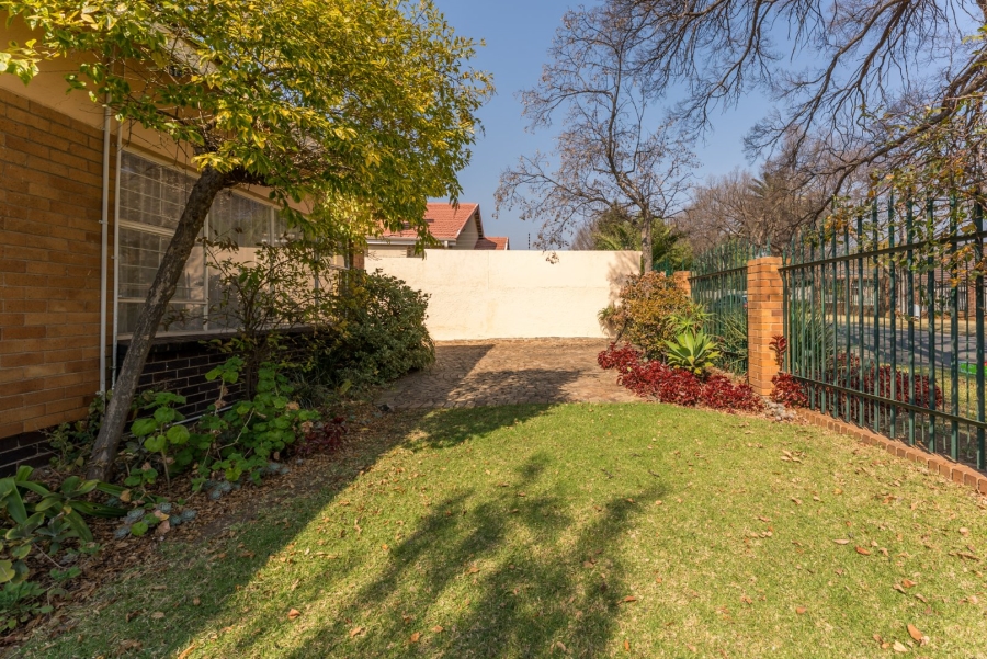 3 Bedroom Property for Sale in Edenvale Central Gauteng