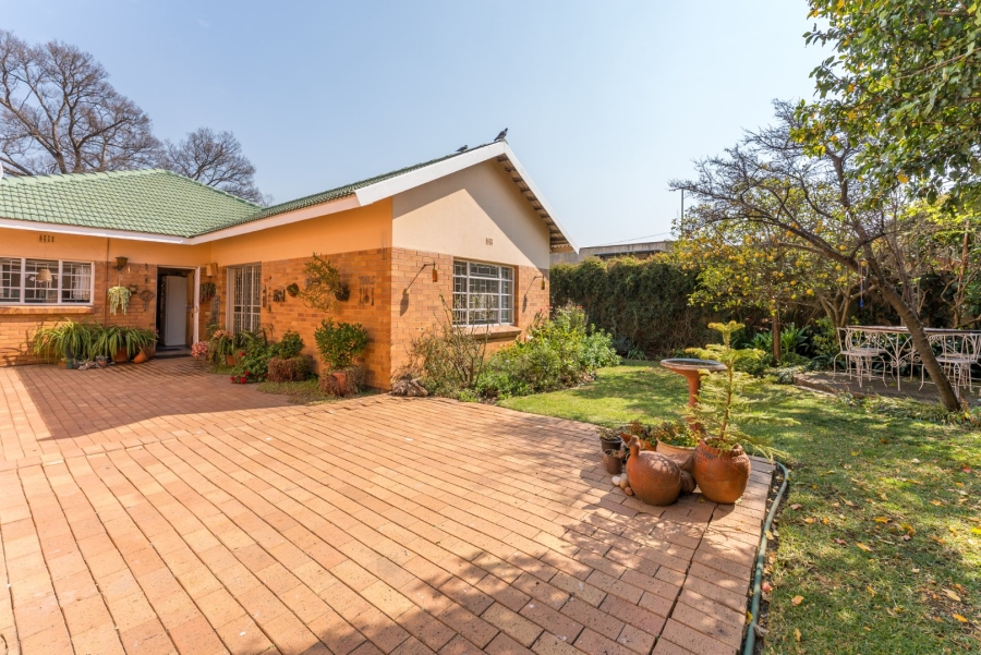 3 Bedroom Property for Sale in Edenvale Central Gauteng