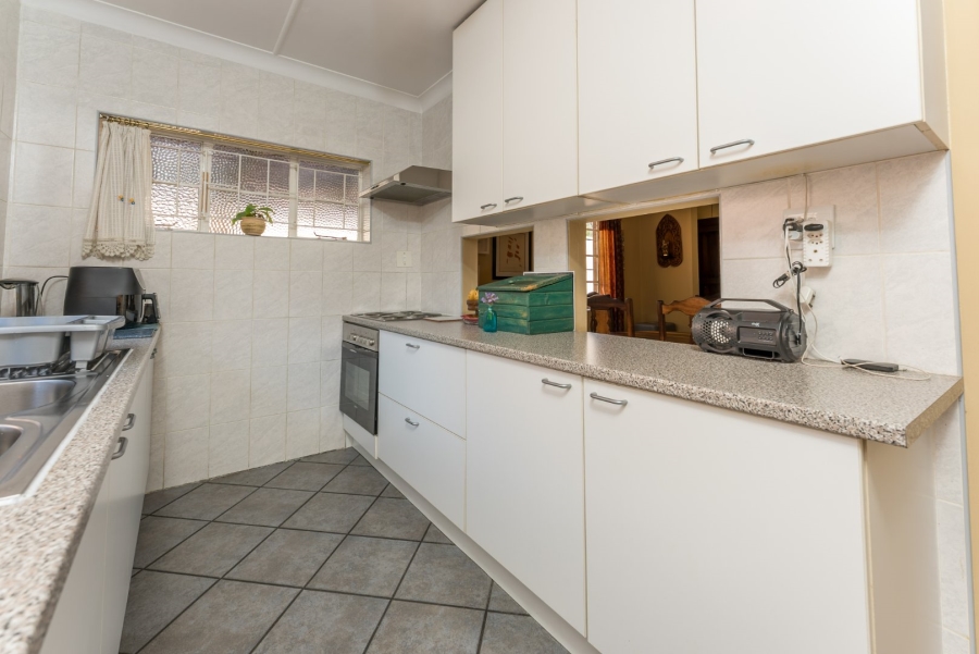 3 Bedroom Property for Sale in Edenvale Central Gauteng