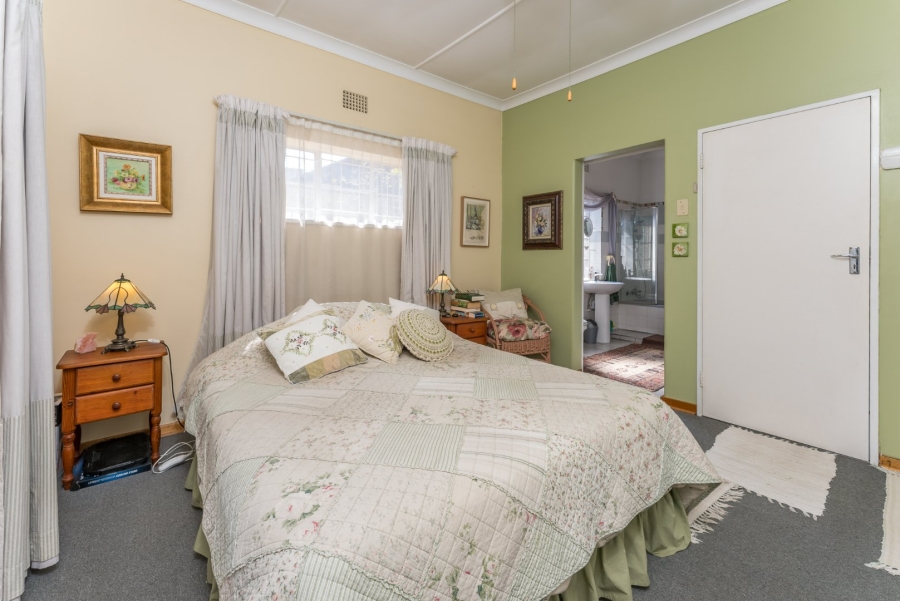 3 Bedroom Property for Sale in Edenvale Central Gauteng