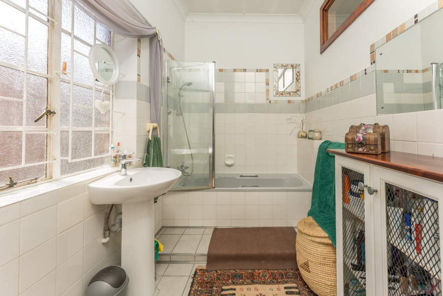 3 Bedroom Property for Sale in Edenvale Central Gauteng