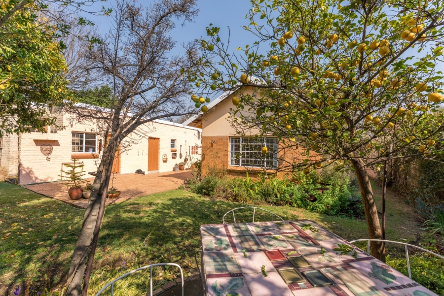3 Bedroom Property for Sale in Edenvale Central Gauteng