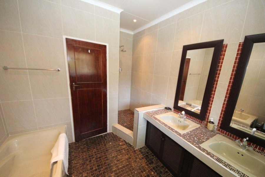 9 Bedroom Property for Sale in Bedfordview Gauteng