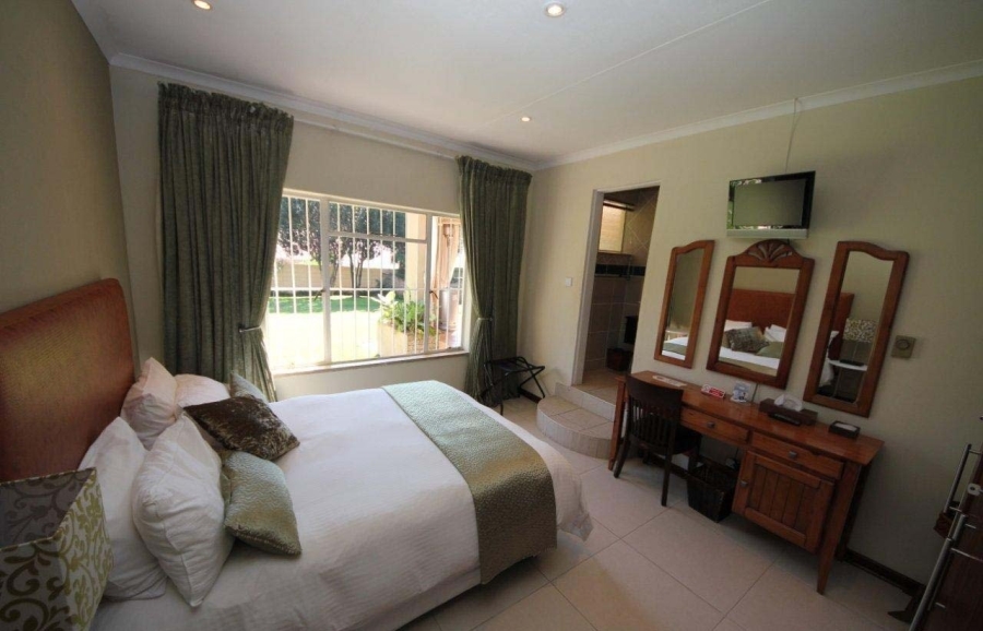 9 Bedroom Property for Sale in Bedfordview Gauteng
