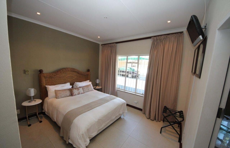 9 Bedroom Property for Sale in Bedfordview Gauteng