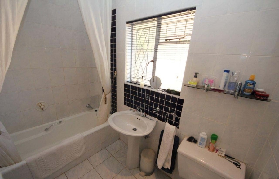 9 Bedroom Property for Sale in Bedfordview Gauteng