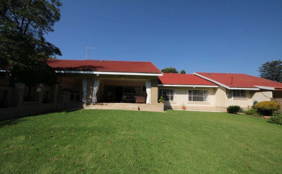9 Bedroom Property for Sale in Morning Hill Gauteng