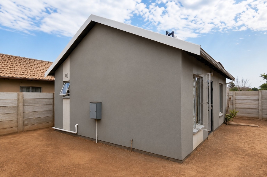 2 Bedroom Property for Sale in Sky City Gauteng