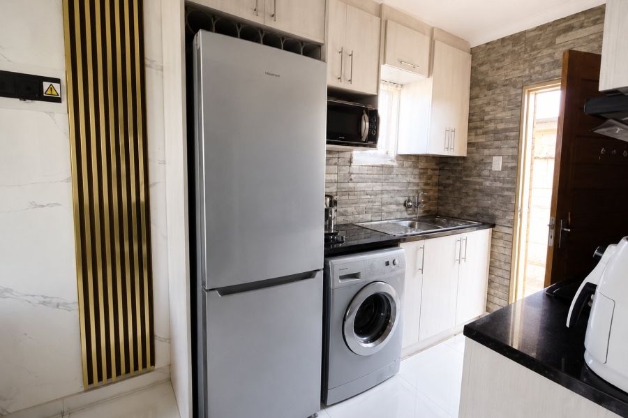 2 Bedroom Property for Sale in Sky City Gauteng