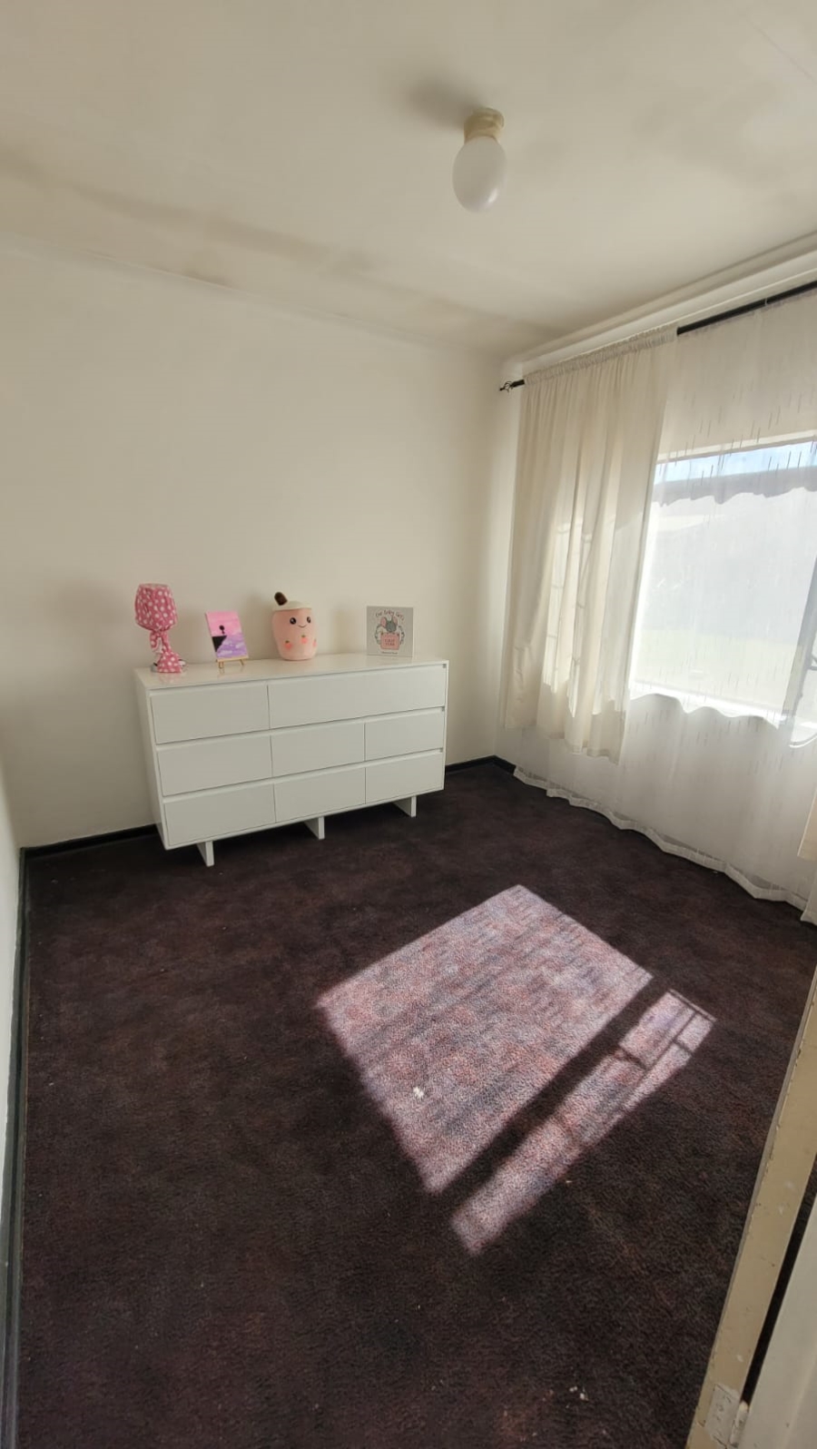 To Let 4 Bedroom Property for Rent in Jan Niemand Park Gauteng