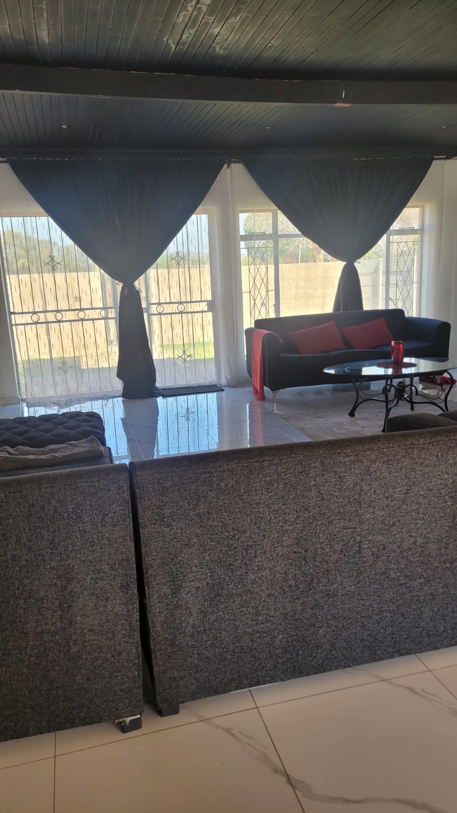 To Let 4 Bedroom Property for Rent in Jan Niemand Park Gauteng