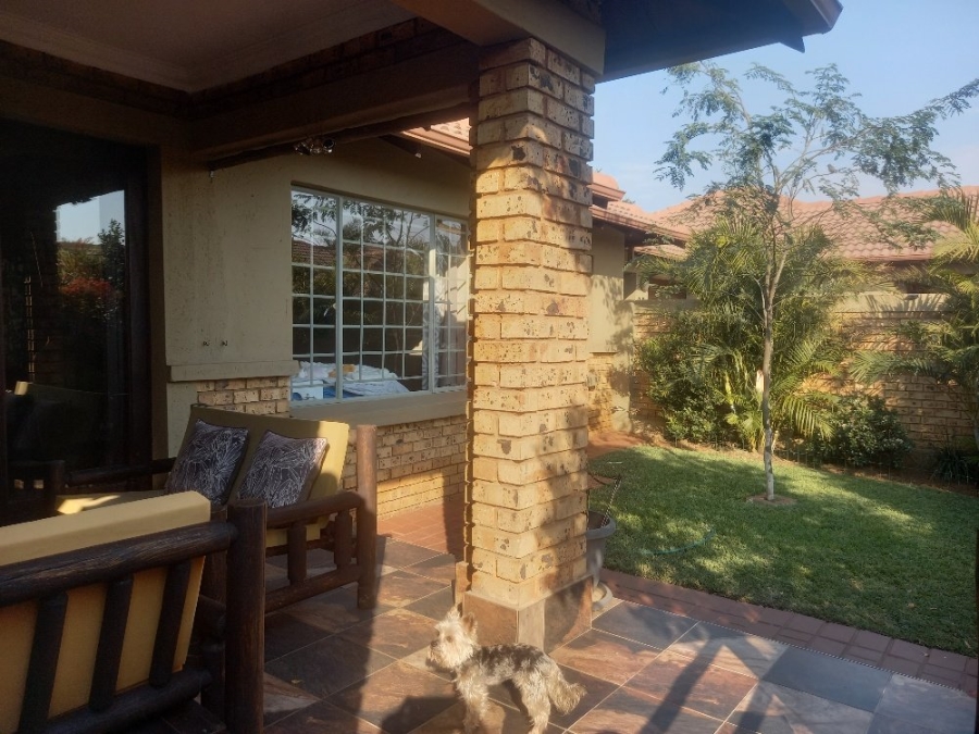 2 Bedroom Property for Sale in Sinoville Gauteng