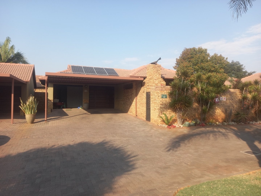 2 Bedroom Property for Sale in Sinoville Gauteng