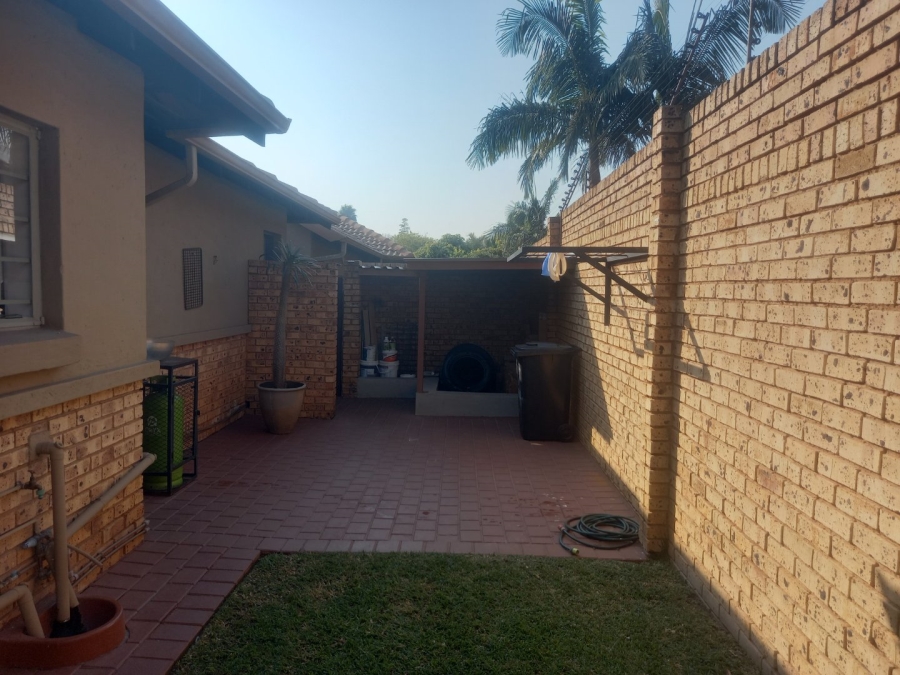 2 Bedroom Property for Sale in Sinoville Gauteng