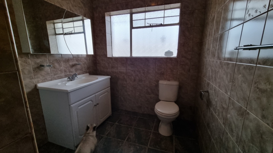 To Let 4 Bedroom Property for Rent in Eastleigh Gauteng