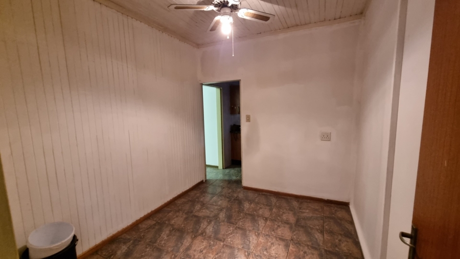 To Let 4 Bedroom Property for Rent in Eastleigh Gauteng