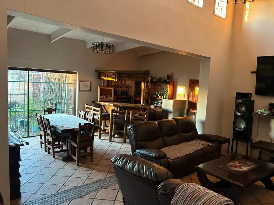 3 Bedroom Property for Sale in Three Rivers Gauteng