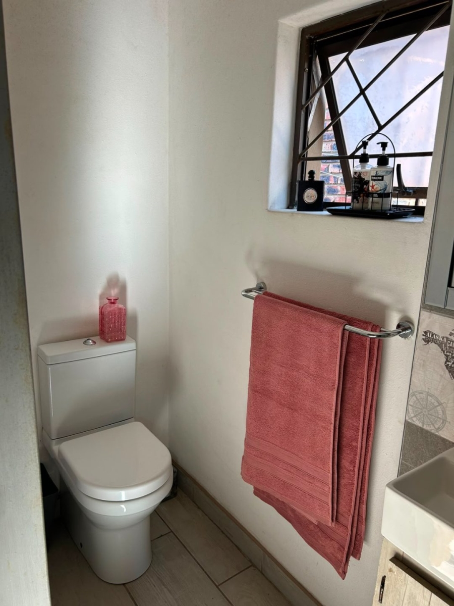 3 Bedroom Property for Sale in Three Rivers Gauteng
