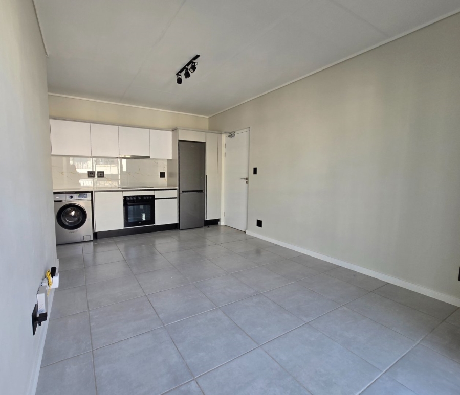 To Let 1 Bedroom Property for Rent in Crowthorne AH Gauteng