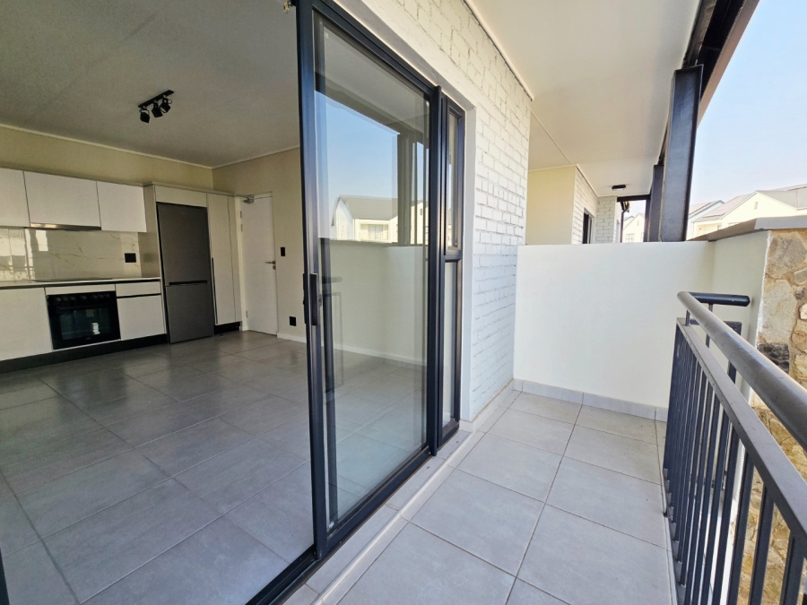 To Let 1 Bedroom Property for Rent in Crowthorne AH Gauteng