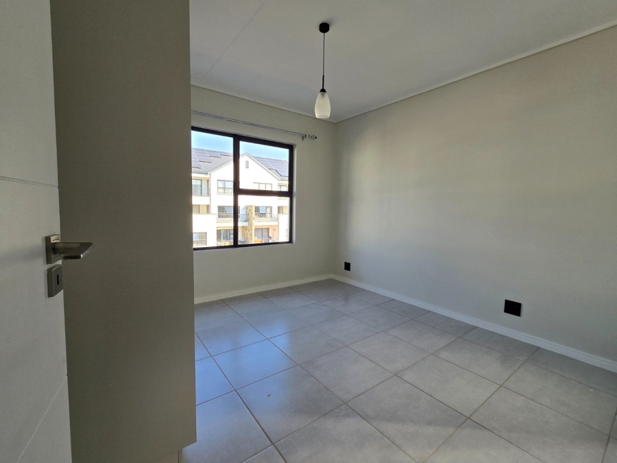 To Let 1 Bedroom Property for Rent in Crowthorne AH Gauteng