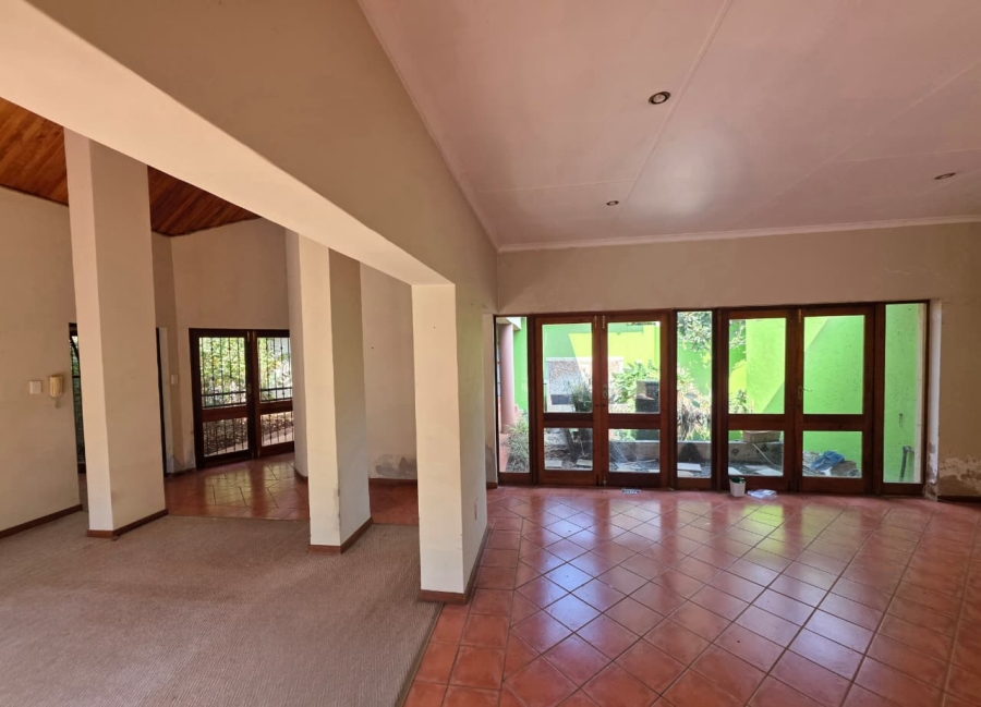 6 Bedroom Property for Sale in Montana Gauteng