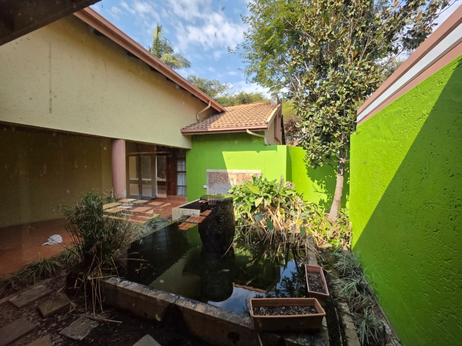 6 Bedroom Property for Sale in Montana Gauteng