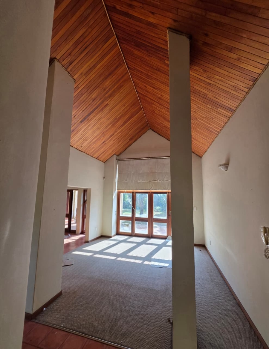 6 Bedroom Property for Sale in Montana Gauteng