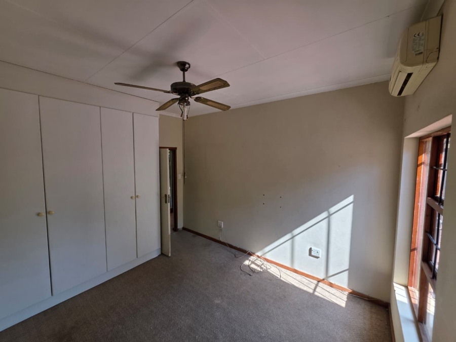 6 Bedroom Property for Sale in Montana Gauteng