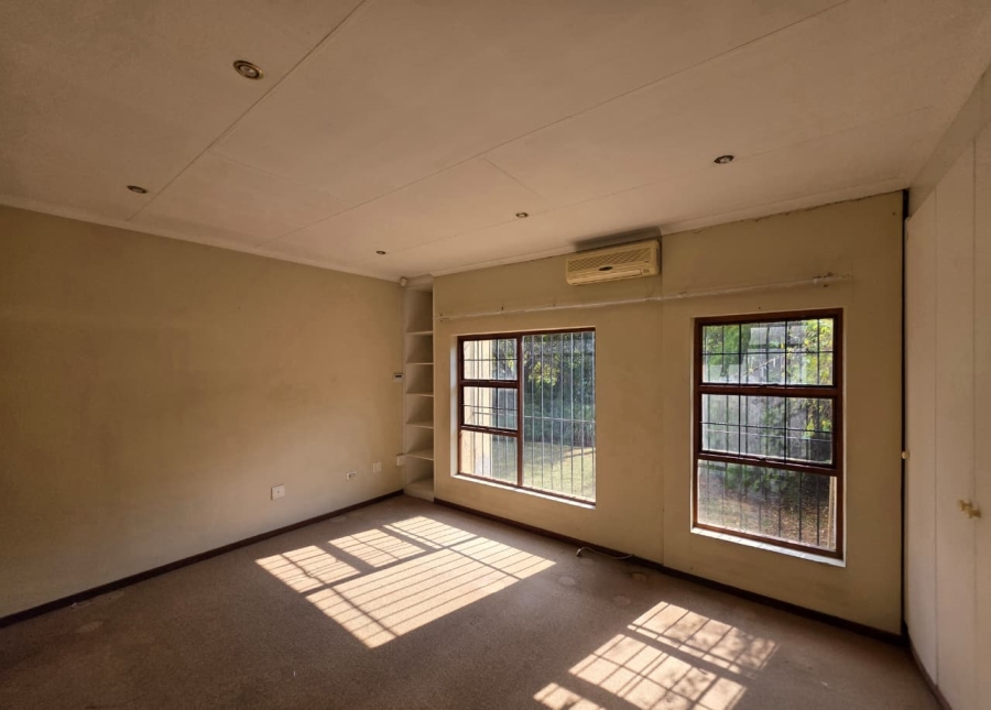 6 Bedroom Property for Sale in Montana Gauteng