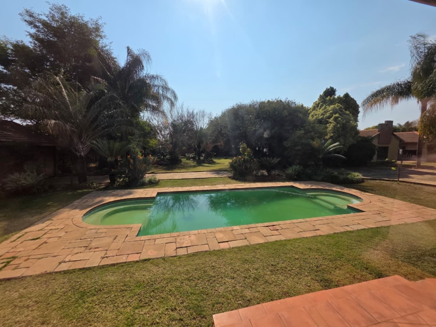 6 Bedroom Property for Sale in Montana Gauteng