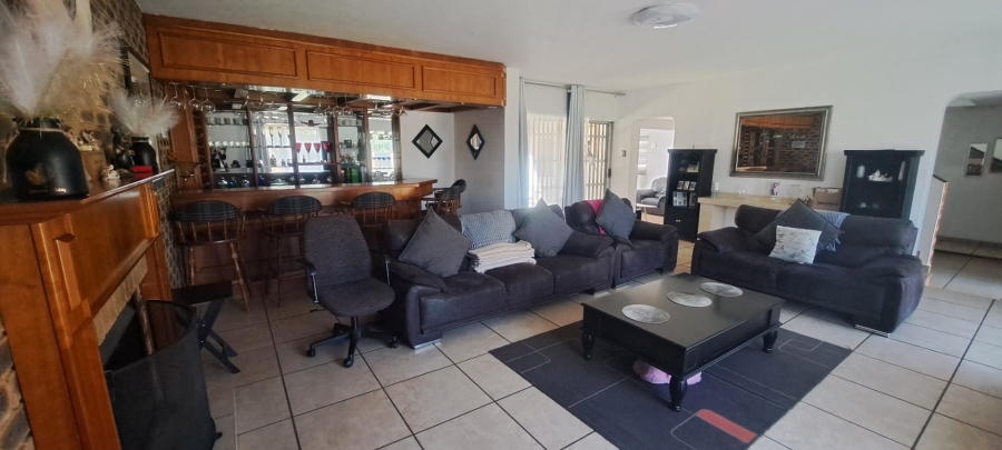 4 Bedroom Property for Sale in Eden Glen Gauteng