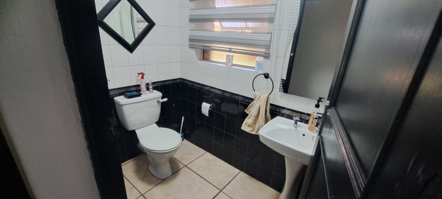 4 Bedroom Property for Sale in Eden Glen Gauteng