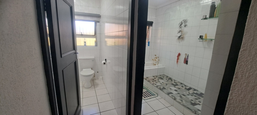 4 Bedroom Property for Sale in Eden Glen Gauteng