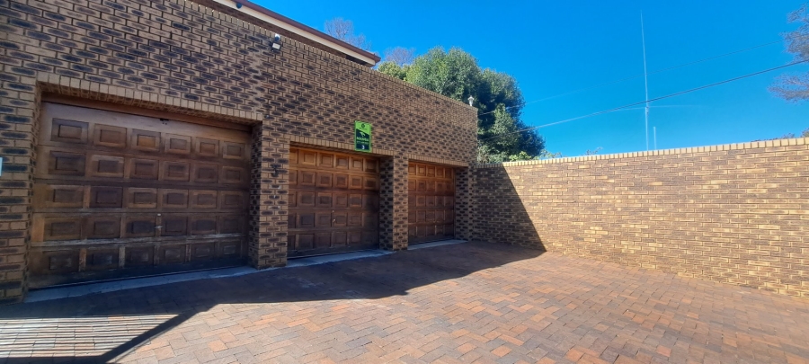 4 Bedroom Property for Sale in Eden Glen Gauteng