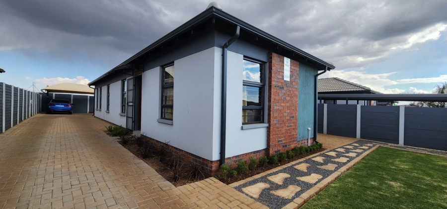 4 Bedroom Property for Sale in Sky City Gauteng